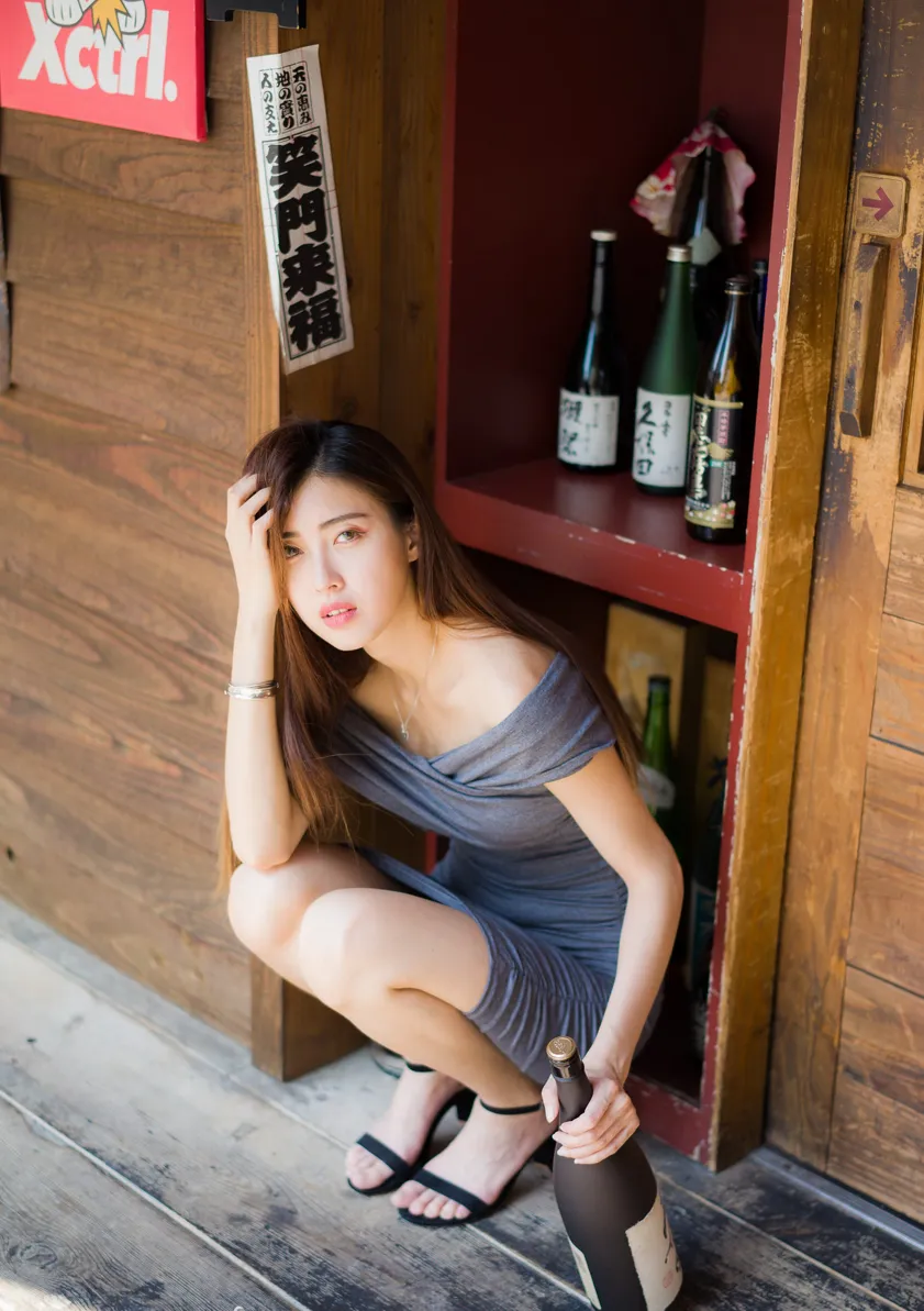 [Mzsock] NO.207 Jin Yunqiao off-shoulder dress and short skirt with high legs street photography#[54P]-53